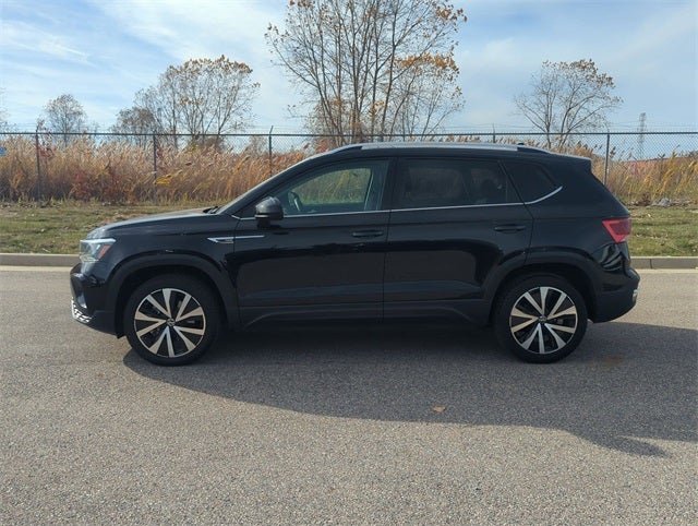 2024 Volkswagen Taos 1.5T SE