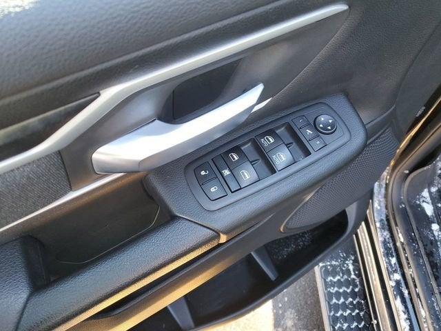 2020 RAM 1500 Big Horn Crew Cab 4x4 5'7" Box