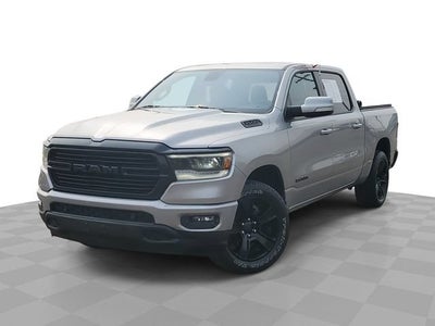 2020 RAM 1500 Big Horn Crew Cab 4x4 5'7" Box