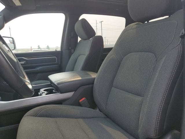 2020 RAM 1500 Big Horn Crew Cab 4x4 5'7" Box