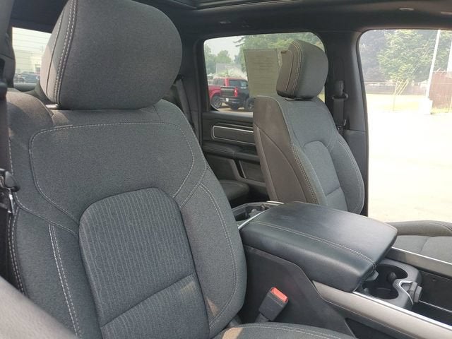 2020 RAM 1500 Big Horn Crew Cab 4x4 5'7" Box