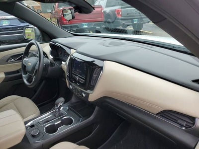 2022 Chevrolet Traverse LS