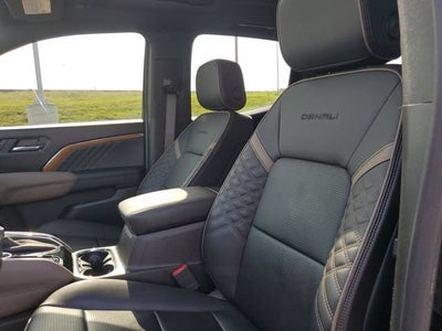 2023 GMC Canyon Denali