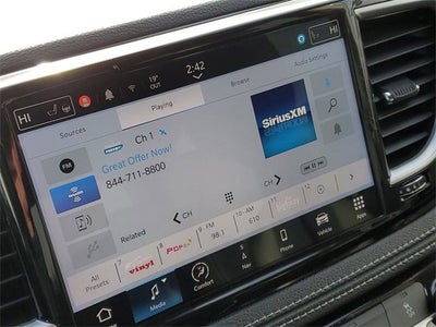 2024 Chrysler Pacifica Hybrid Select