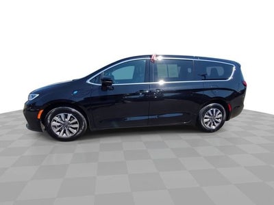 2025 Chrysler Pacifica Hybrid Select