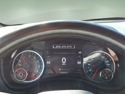 2021 RAM 1500 Big Horn Crew Cab 4x4 5'7" Box