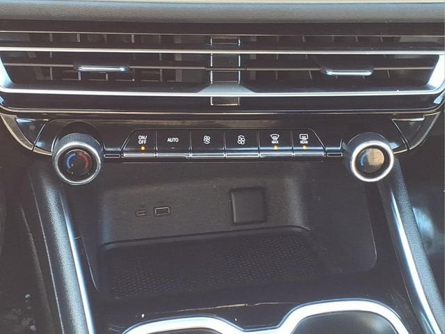 2024 Chevrolet Traverse LS