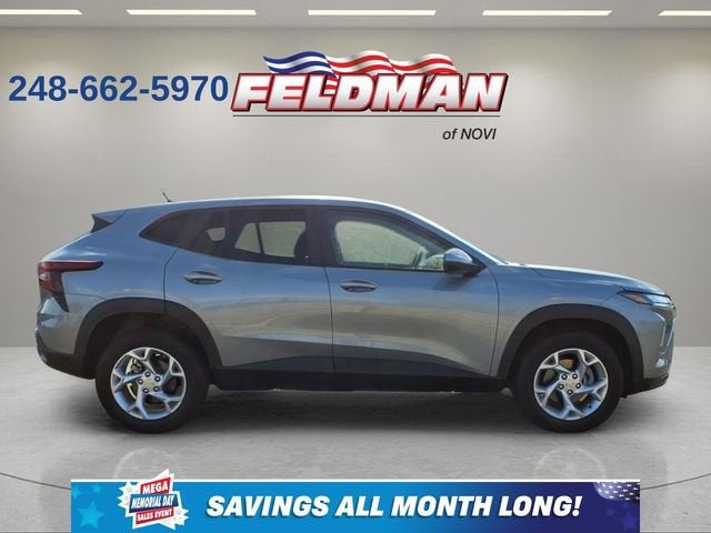 2025 Chevrolet Trax LS