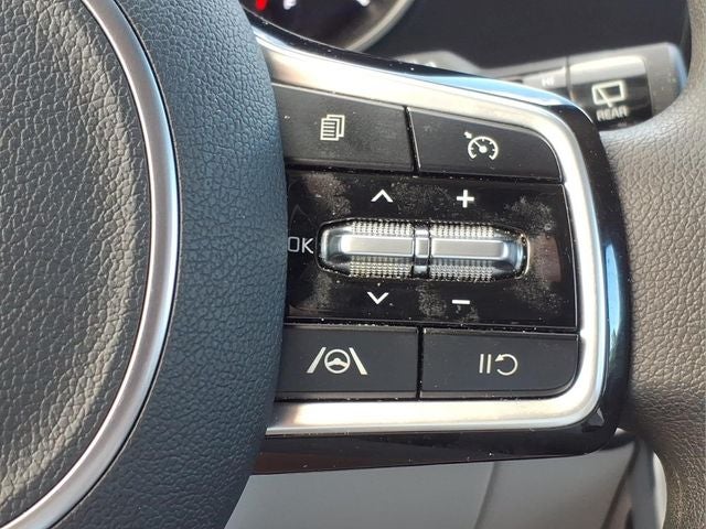2022 Kia Carnival MPV LX