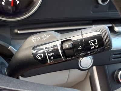 2022 Kia Carnival MPV LX