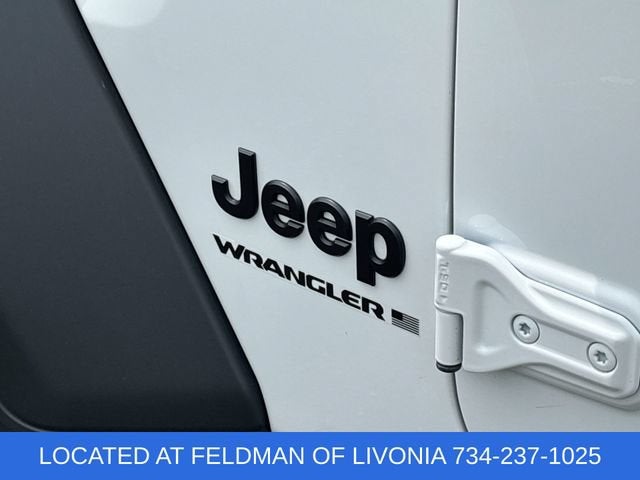 2025 Jeep Wrangler 4-Door Summit 4x4