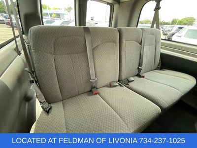 2025 Chevrolet Express Passenger 1LT