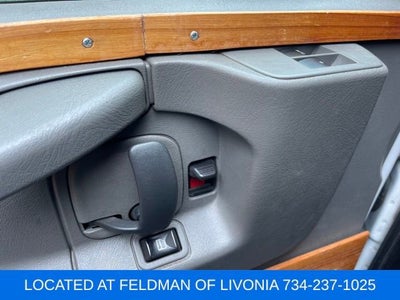 2015 GMC Savana Cargo 2500 2500 Regular Wheelbase Rear-Wheel Drive