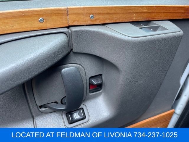 2015 GMC Savana Cargo 2500 2500 Regular Wheelbase Rear-Wheel Drive