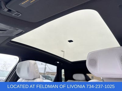 2024 Cadillac LYRIQ Luxury 2