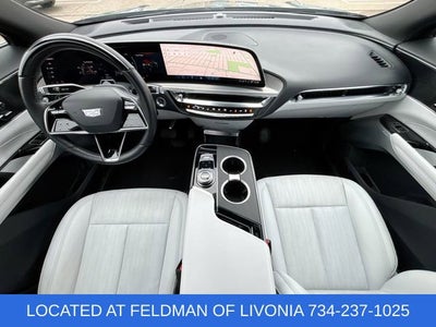 2024 Cadillac LYRIQ Luxury 2