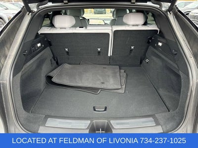 2024 Cadillac LYRIQ Luxury 2