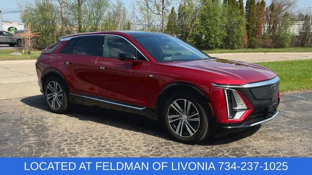 2024 Cadillac LYRIQ Luxury 2