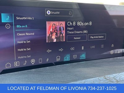 2025 Cadillac ESCALADE IQ Luxury 2