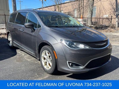 2018 Chrysler Pacifica Touring L Plus