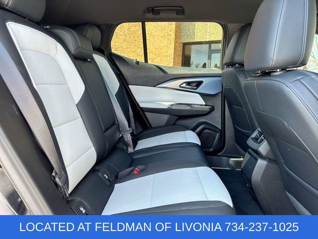 2025 Chevrolet Equinox EV LT