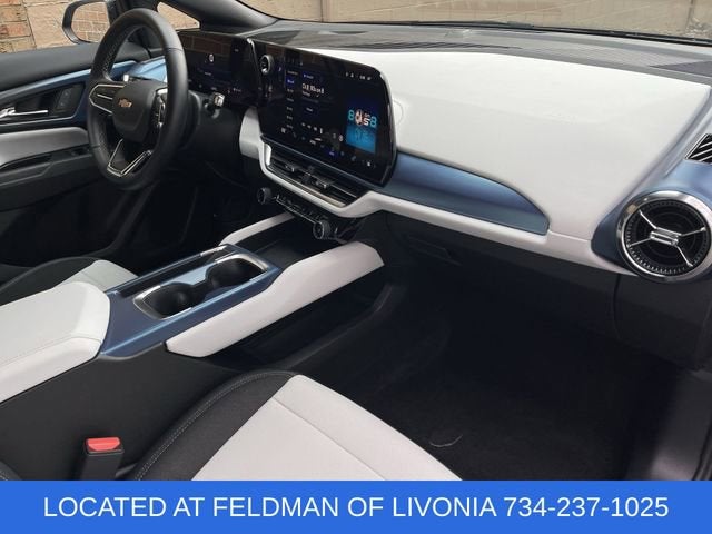 2025 Chevrolet Equinox EV LT