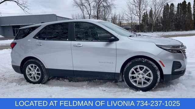 2022 Chevrolet Equinox LS