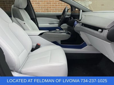 2025 Cadillac OPTIQ Luxury 1