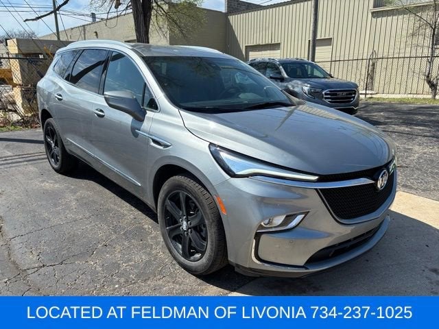 2024 Buick Enclave Essence