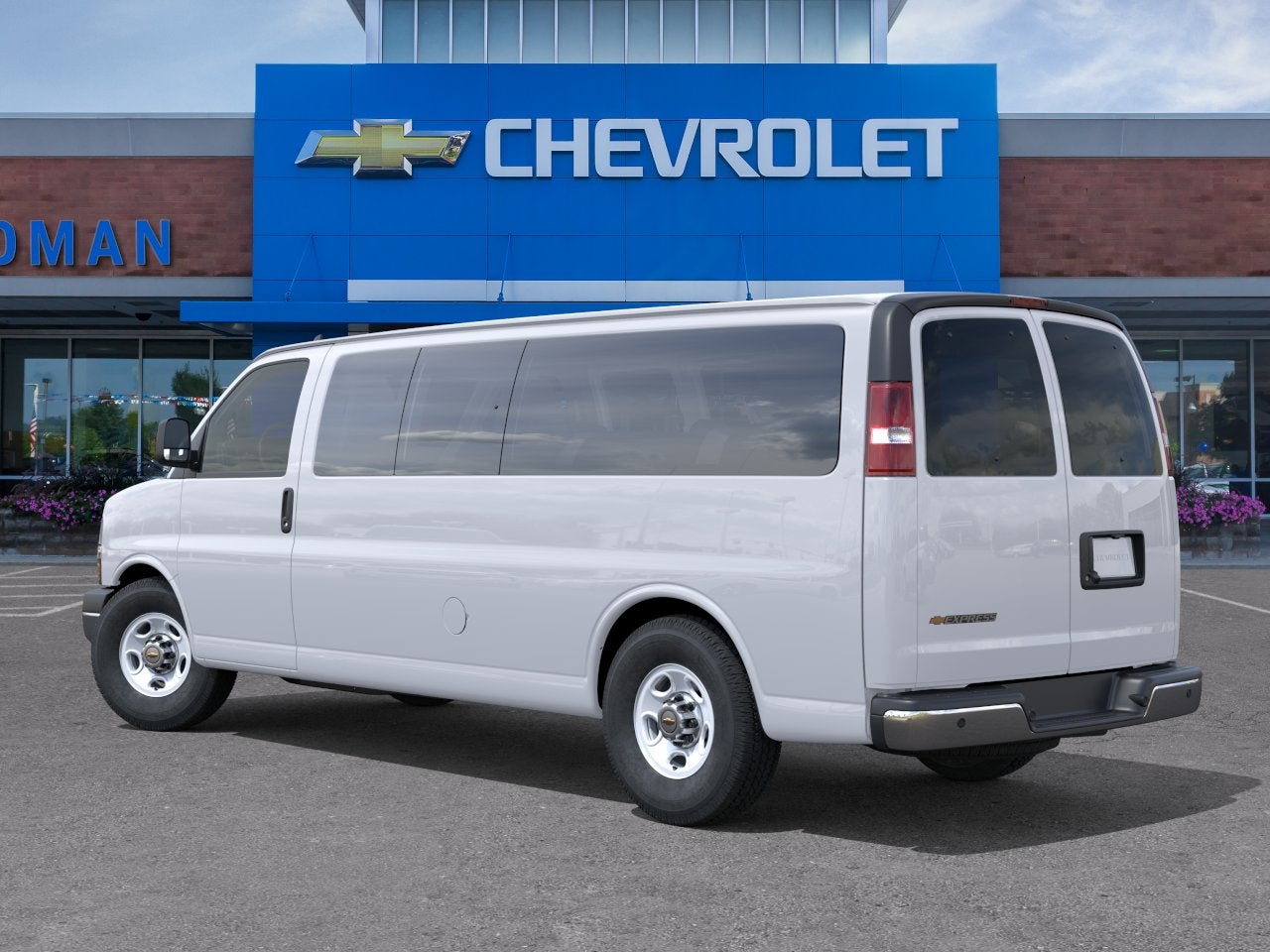2026 Chevrolet Express Passenger 1LS