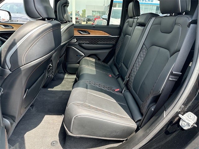 2022 Jeep Grand Cherokee Summit Reserve