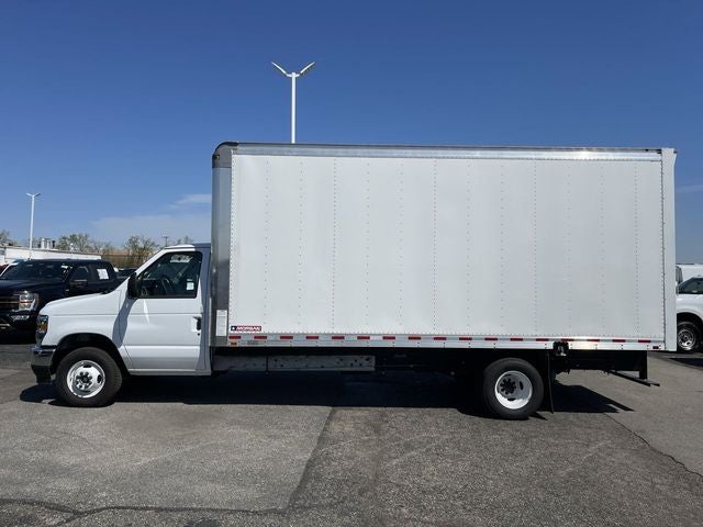 2026 Ford E-450SD Base