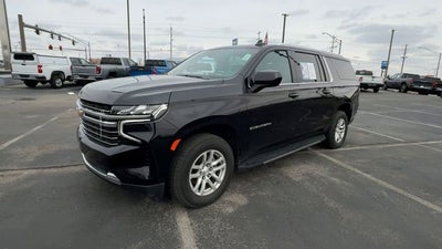 2023 Chevrolet Suburban LT