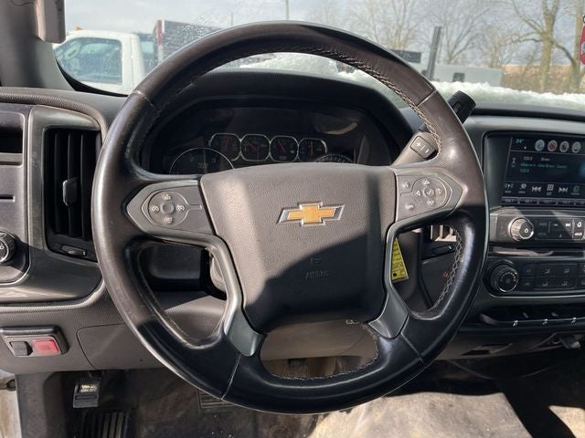 2019 Chevrolet Silverado 5500HD BOX TRUCK
