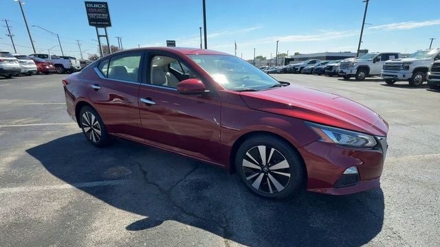 2022 Nissan Altima 2.5 SV