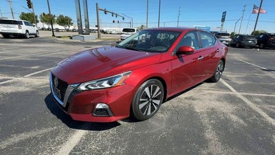 2022 Nissan Altima 2.5 SV