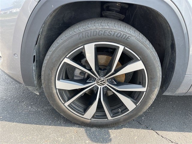 2024 Volkswagen Atlas 2.0T SEL Premium R-Line