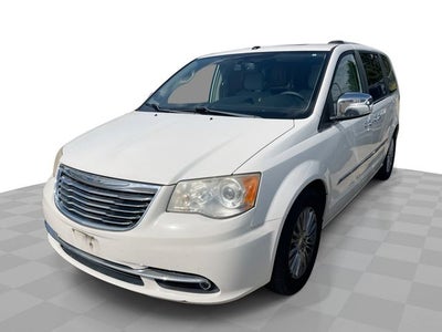 2011 Chrysler Town & Country Limited