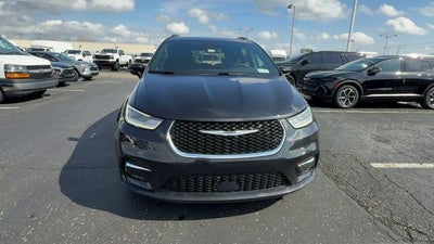 2022 Chrysler Pacifica Touring