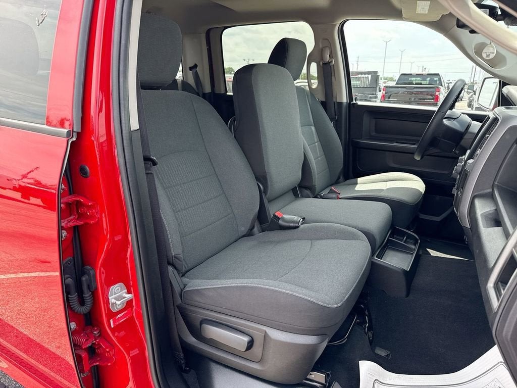 2023 RAM 1500 Classic Express