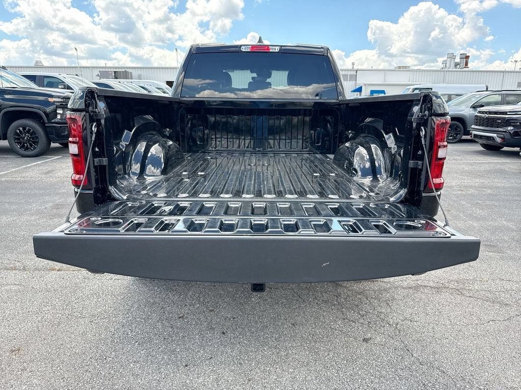 2025 RAM 1500 Tradesman Quad Cab 4x2 6'4" Box