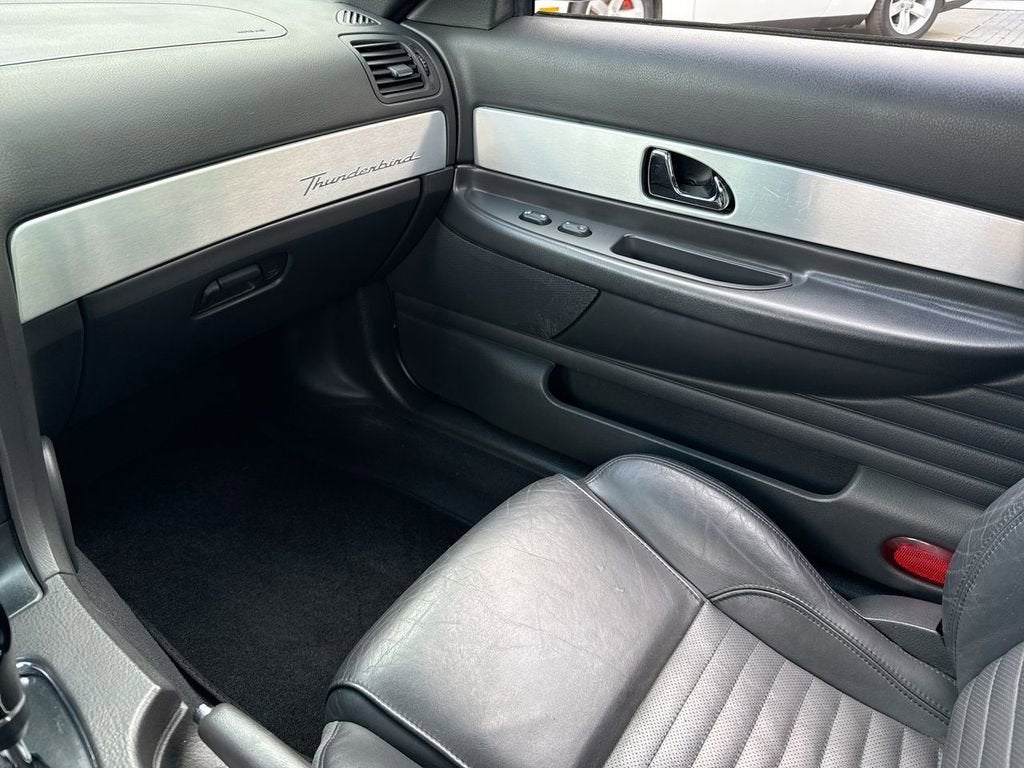 2002 Ford Thunderbird w/Hardtop Premium