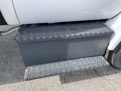 2019 Ford Super Duty F-650 Straight NA