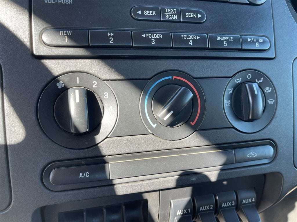 2008 Ford Super Duty F-350 DRW XL