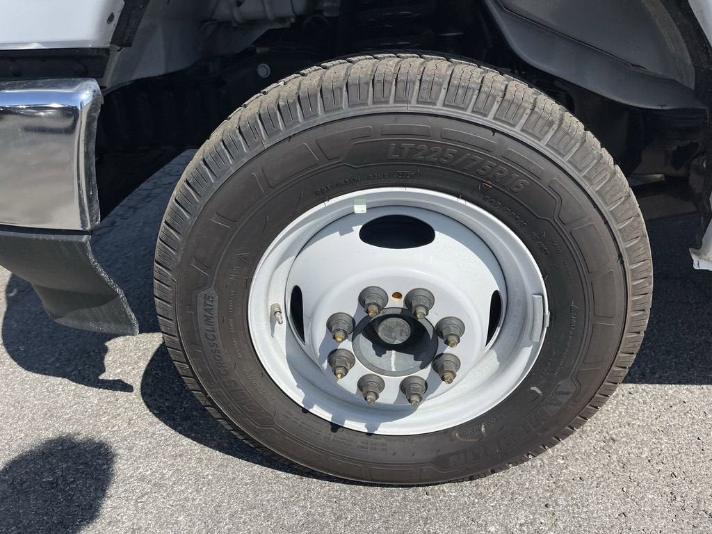 2026 Ford E-Series Cutaway E-450 DRW 158" WB