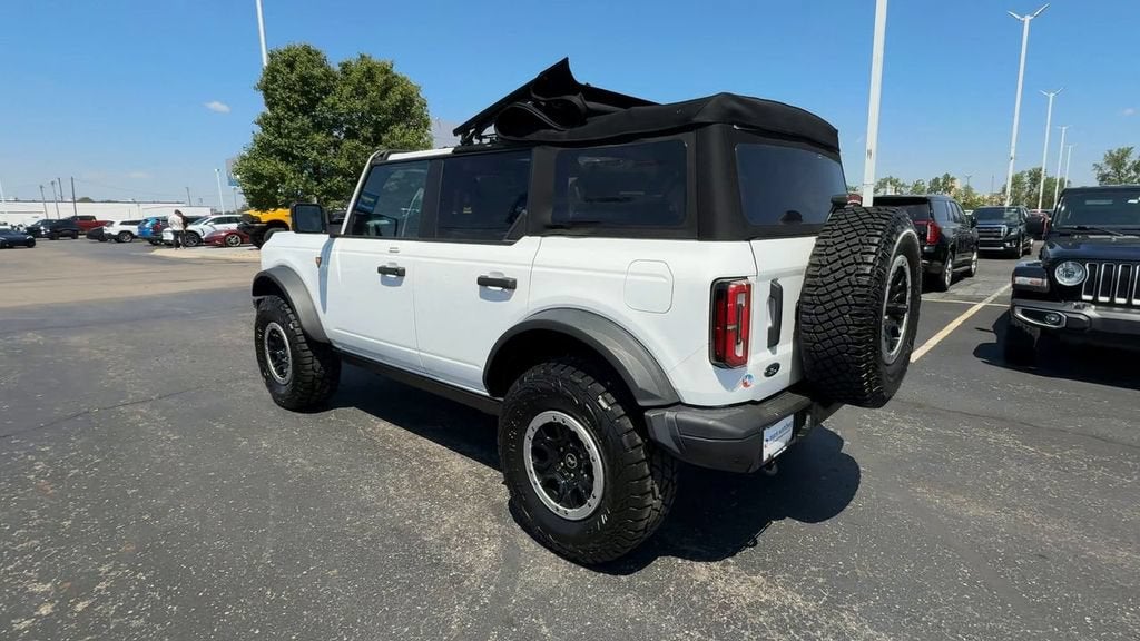 2022 Ford Bronco Base