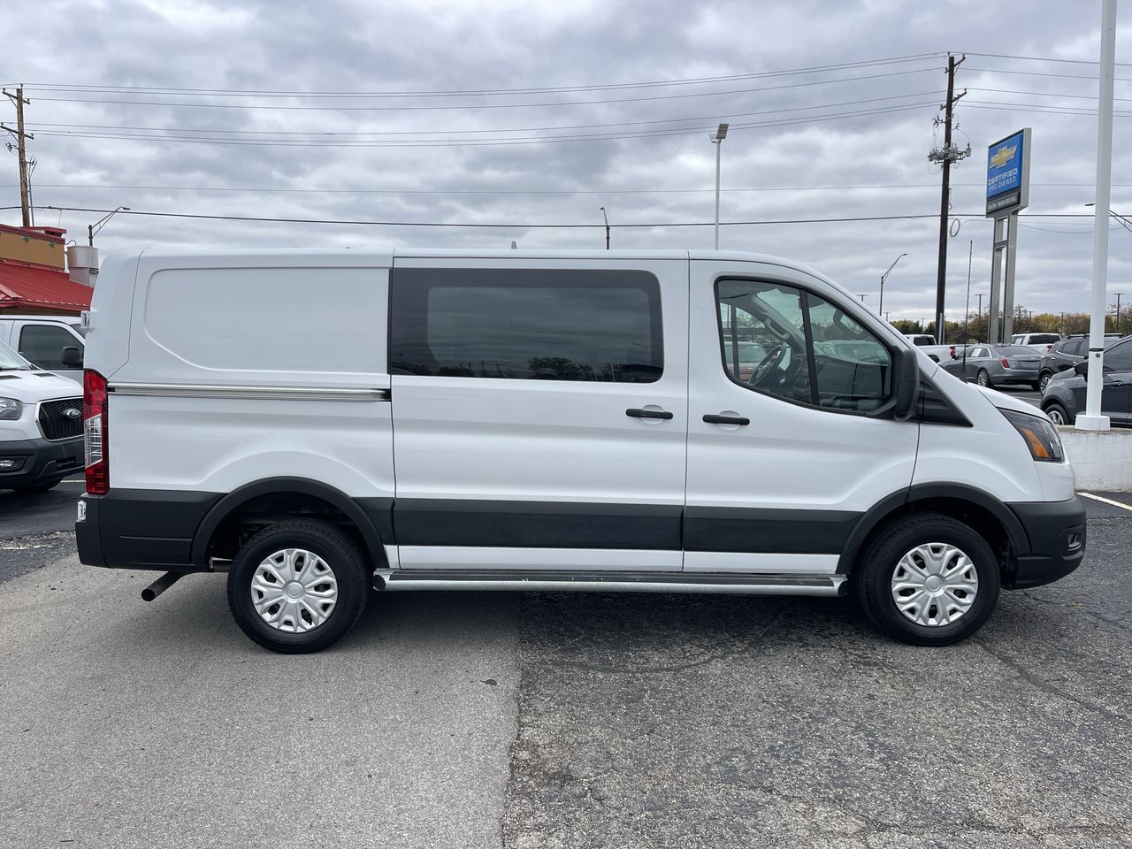 2024 Ford Transit Cargo Van T-250 130" Low Rf 9070 GVWR RWD