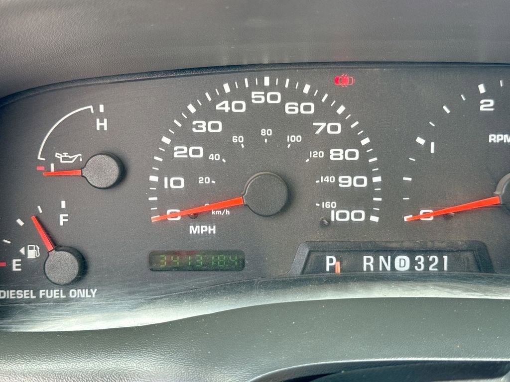 2004 Ford Super Duty F-350 SRW XL