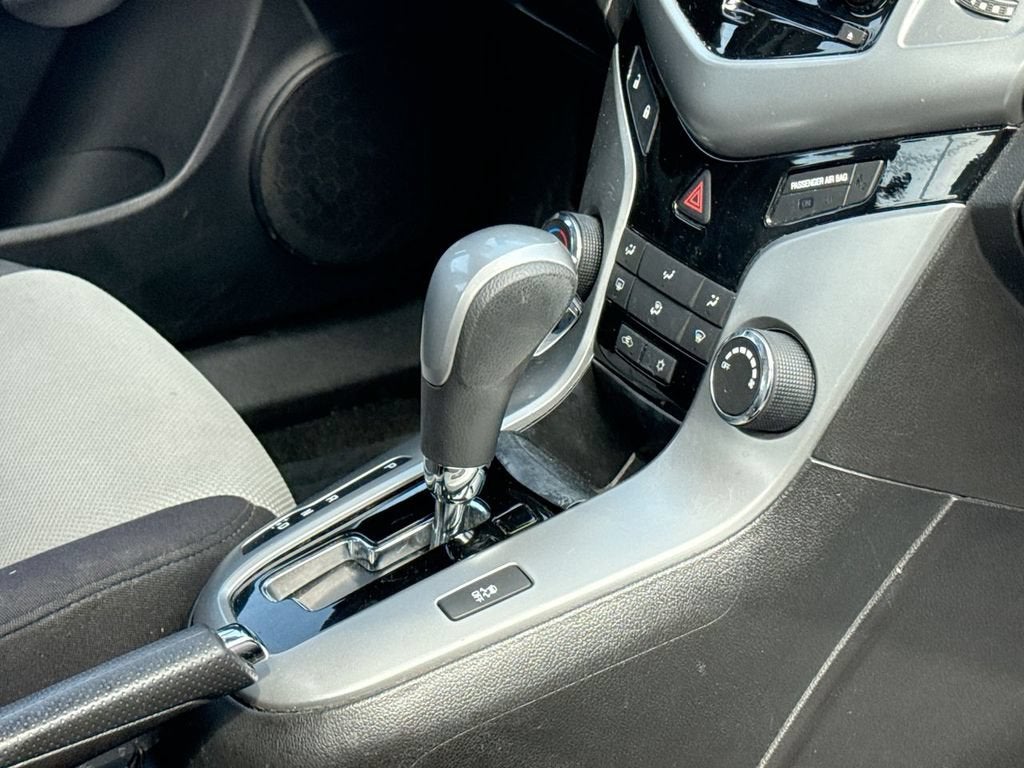 2013 Chevrolet Cruze LS