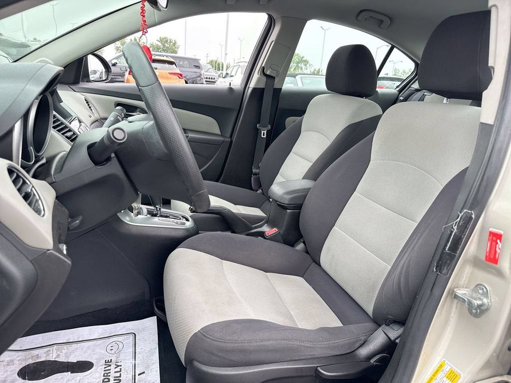 2013 Chevrolet Cruze LS